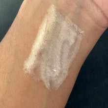 Load image into Gallery viewer, Danty - Premium lip gloss from CeQuince Beauty - Just $16! Shop now at CeQuince Beauty